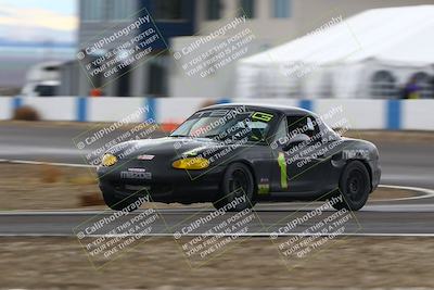 media/Nov-16-2025-CalClub SCCA (Sun) [[2975c16dfc]]/Group 4/Turn 1/